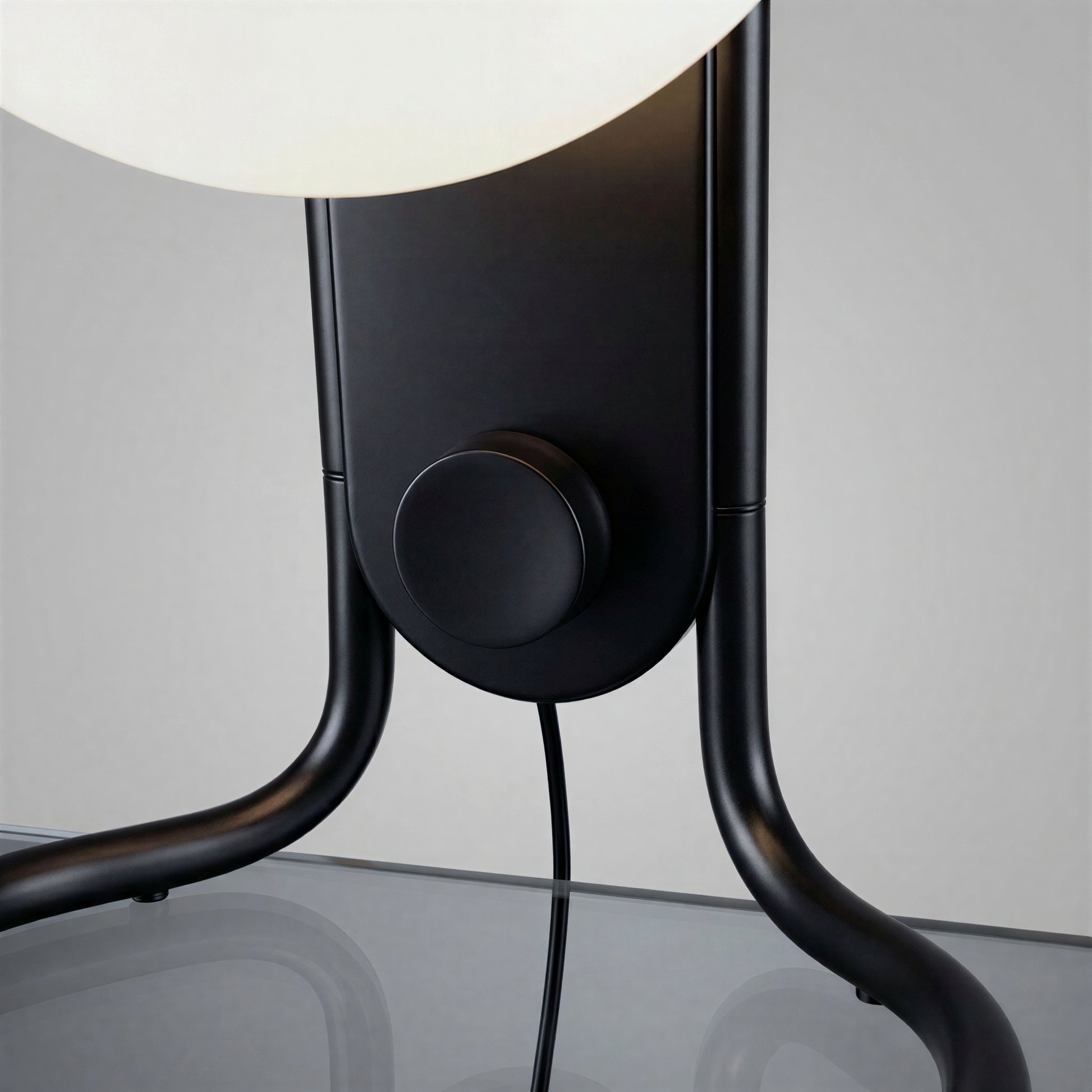 Color: Matte Black